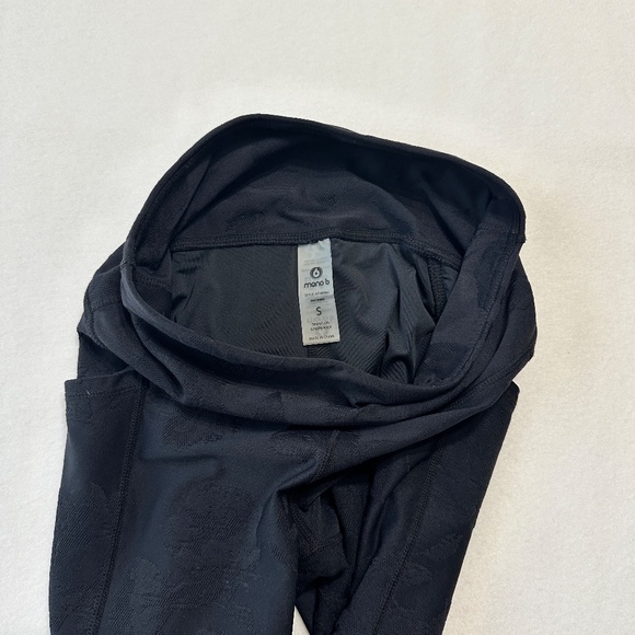 Mono B Black Jacquard Textured High-Waisted Leggings Women’s Size Small - Picture 6 of 7